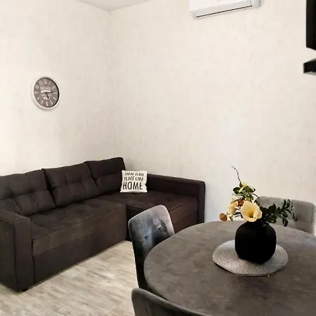 комфортная в центре, недалеко от моря Apartment *