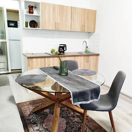 комфортная в центре, недалеко от моря Apartment Odesa