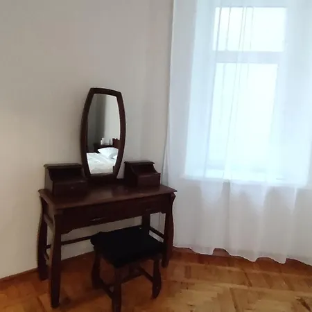 комфортная в центре, недалеко от моря *